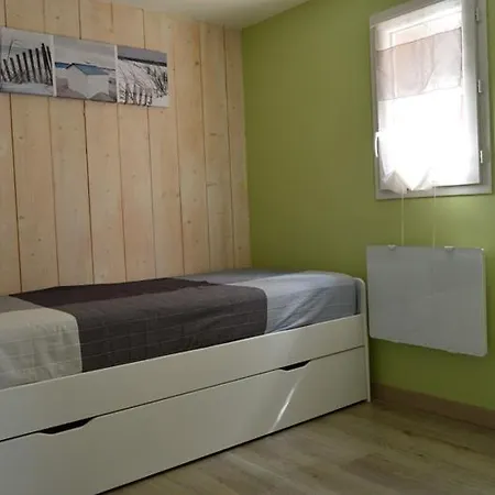 Three Bedroom Chalet, 75m² * Gujan-Mestras